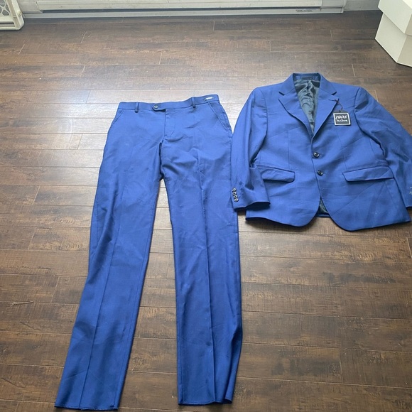 Jos. A. Bank Slim Wool Blue Suit - Picture 10 of 16